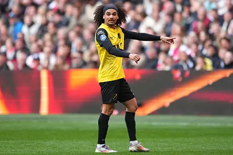 مصدر ليلا كورة: كايد يصل القاهرة تمهيدا للانضمام إلى الزمالك